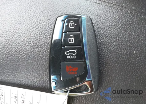 2017 Hyundai Santa Fe Sport 2.4L z USA, uszkodzony, nr VIN 5XYZU3LB8HG447627